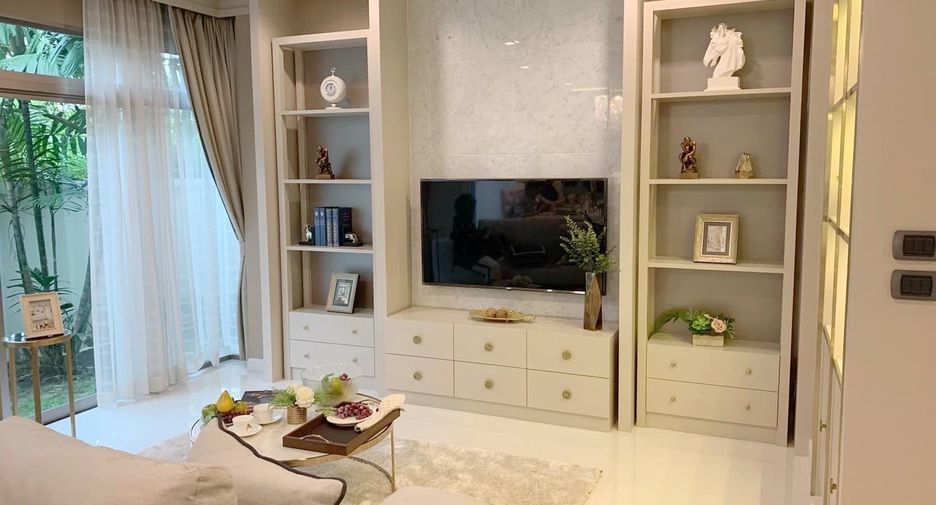 For rent and for sale 5 bedrooms house in Lat Krabang, Bangkok