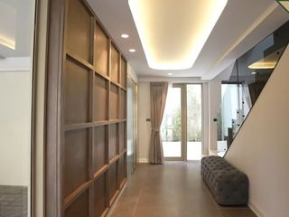 For sale 3 bedrooms townhouse in Huai Khwang, Bangkok