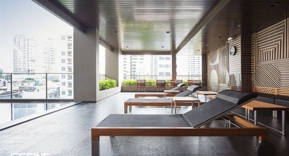 For rent 1 bed condo in Khlong Toei, Bangkok