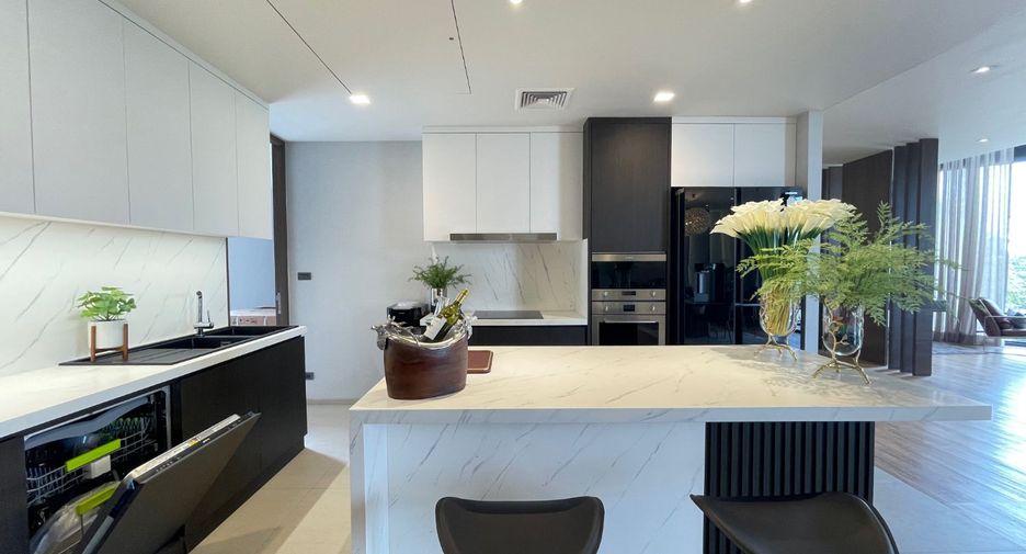 For rent 3 ベッドルーム apartment in Watthana, Bangkok
