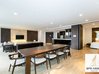 For rent 4 bed condo in Suan Luang, Bangkok