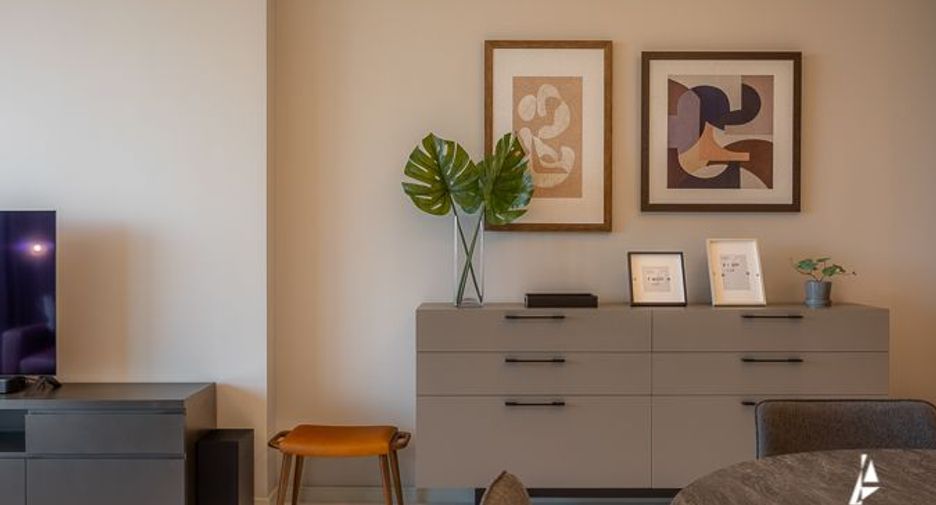 For rent and for sale 2 bedrooms condo in Pathum Wan, Bangkok