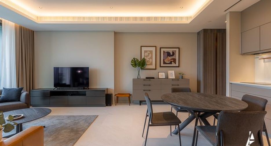 For rent and for sale 2 bedrooms condo in Pathum Wan, Bangkok