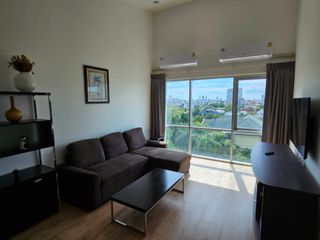 For rent 3 Beds condo in Phaya Thai, Bangkok