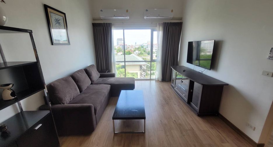 For rent 3 bedrooms condo in Phaya Thai, Bangkok