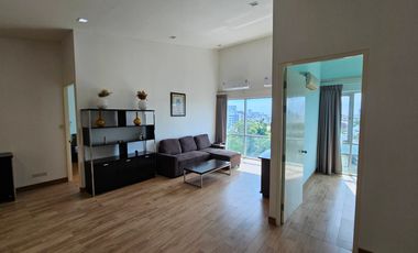 For rent 3 bedrooms condo in Phaya Thai, Bangkok