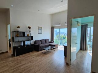 For rent 3 Beds condo in Phaya Thai, Bangkok
