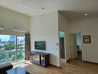 For rent 3 Beds condo in Phaya Thai, Bangkok