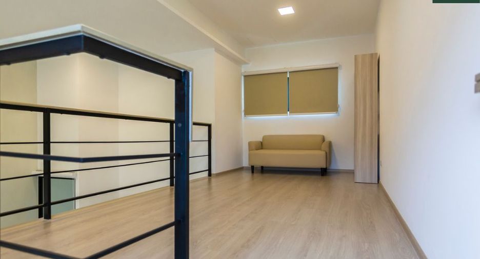 For rent and for sale 2 bedrooms townhouse in Bang Phli, Samut Prakan