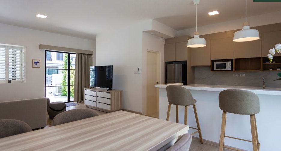 For rent and for sale 2 bedrooms townhouse in Bang Phli, Samut Prakan