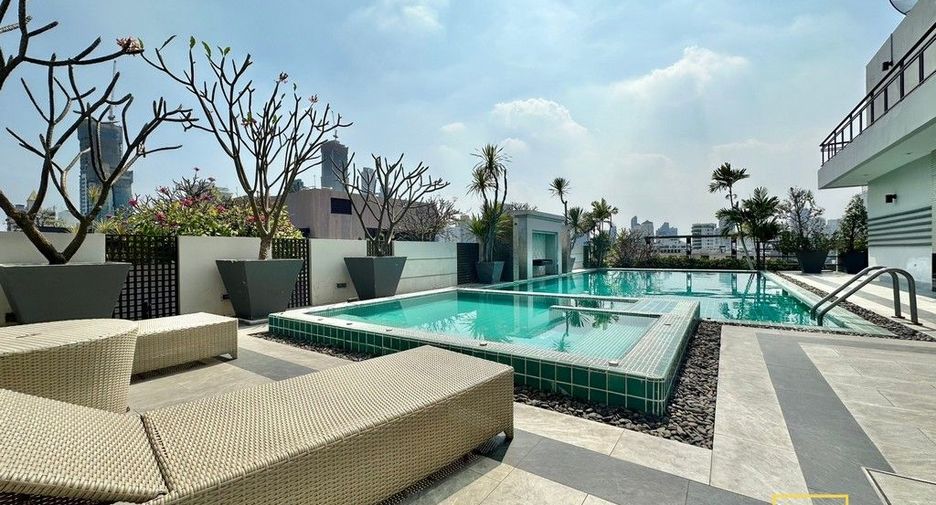 Apartamento con servicios en alquiler de 2 habitaciones en Watthana, Bangkok