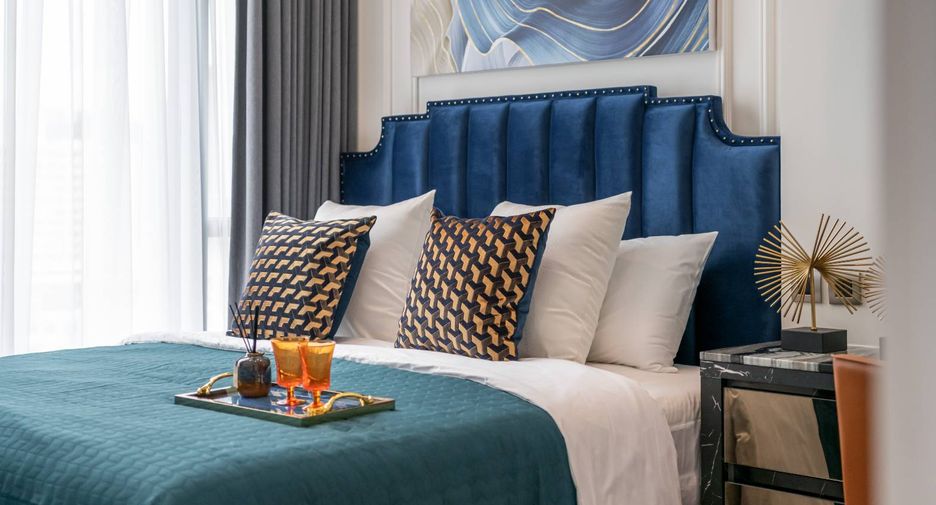 For sale 2 bedrooms condo in Watthana, Bangkok