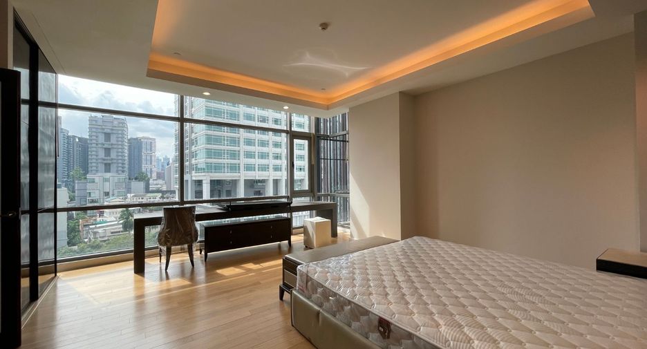 À louer 3 chambres appartement à Watthana, Bangkok