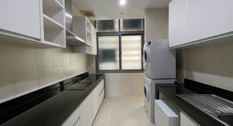 À louer 3 chambres appartement à Watthana, Bangkok