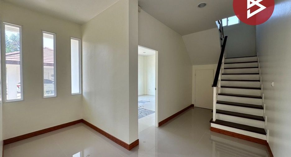 For sale 4 Beds house in Mueang Nakhon Pathom, Nakhon Pathom