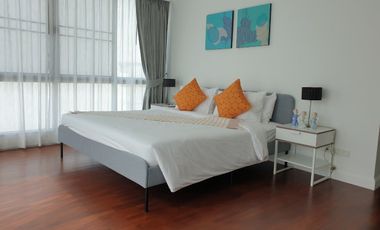 For rent 3 bedrooms condo in Sathon, Bangkok