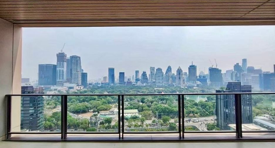 For sale 5 bedrooms condo in Pathum Wan, Bangkok