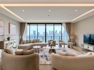 For sale 5 bedrooms condo in Pathum Wan, Bangkok