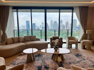 For sale 5 bedrooms condo in Pathum Wan, Bangkok