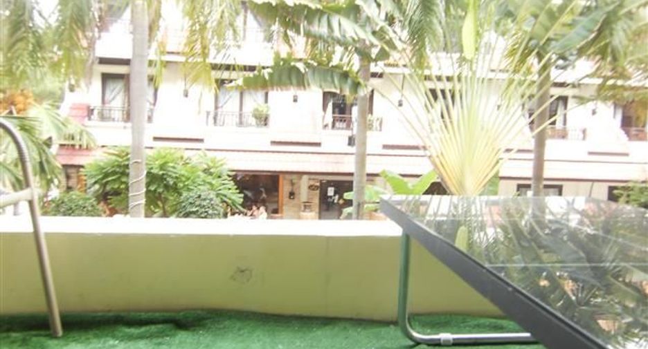For sale 8 bedrooms hotel in Bang Lamung, Chonburi