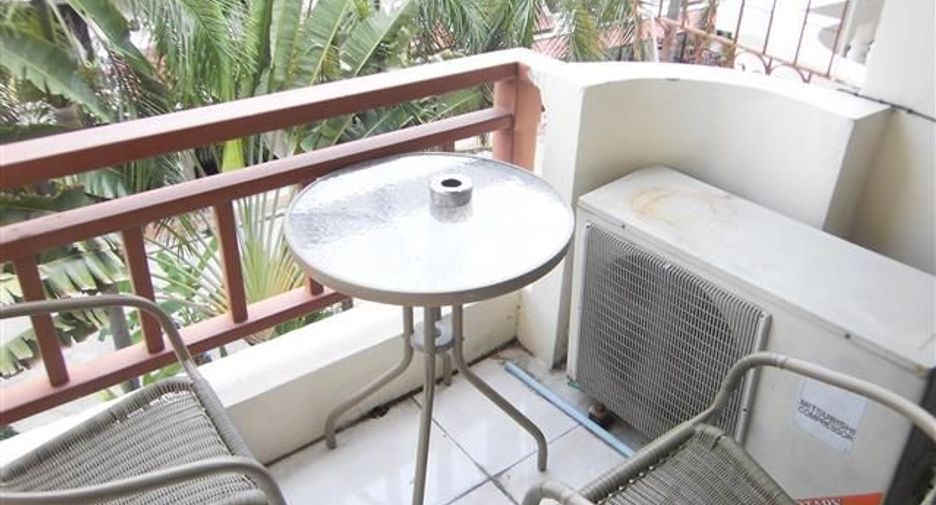 For sale 8 bedrooms hotel in Bang Lamung, Chonburi