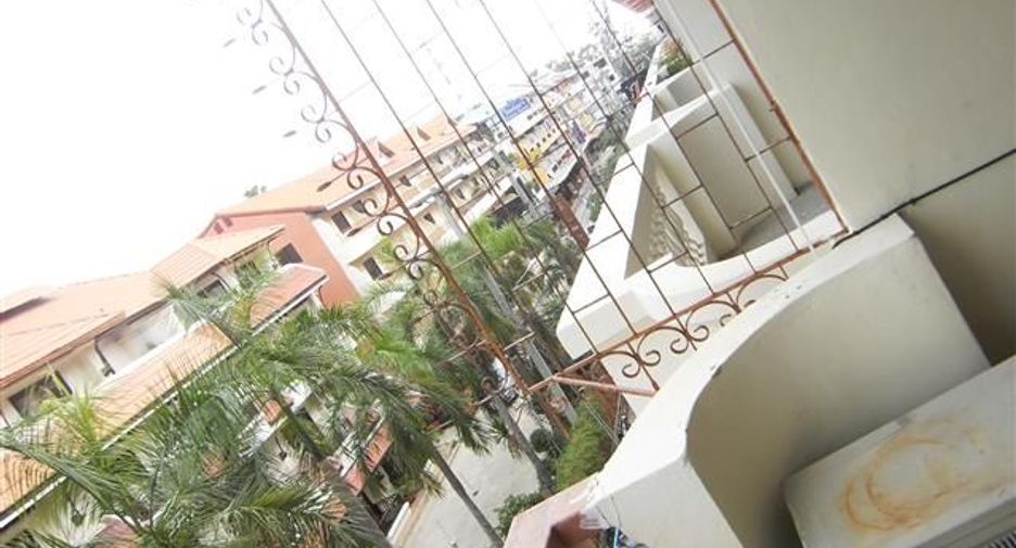 For sale 8 bedrooms hotel in Bang Lamung, Chonburi
