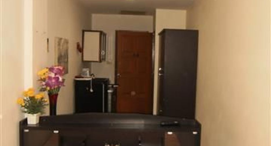 For sale 8 bedrooms hotel in Bang Lamung, Chonburi