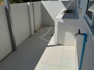 À vendre 2 chambres maison de ville à Sattahip, Pattaya
