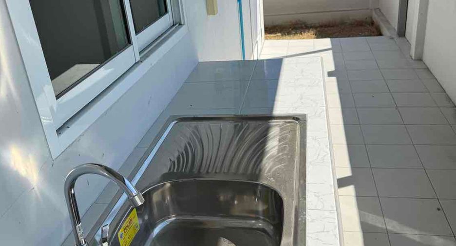 For sale 2 bedrooms townhouse in Sattahip, Chonburi