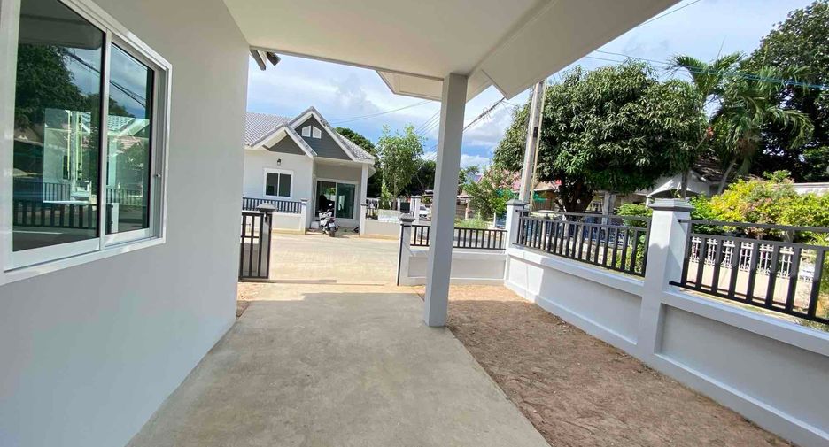 For sale 2 bedrooms townhouse in Sattahip, Chonburi