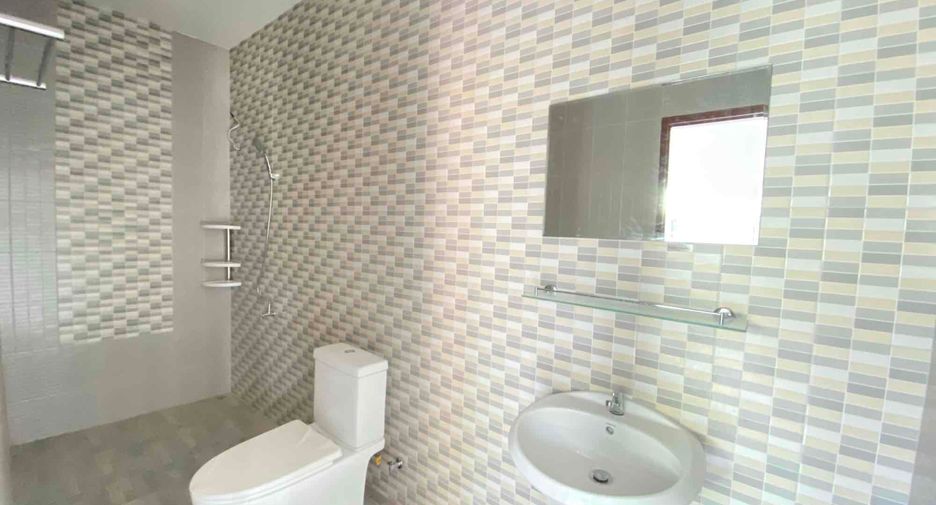 For sale 2 bedrooms townhouse in Sattahip, Chonburi