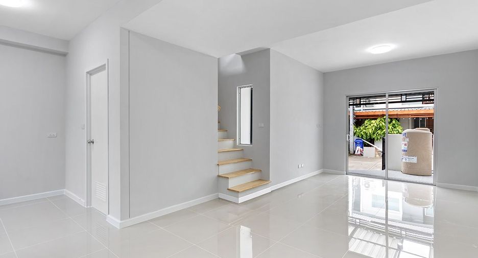 For sale 3 Beds townhouse in Bang Yai, Nonthaburi
