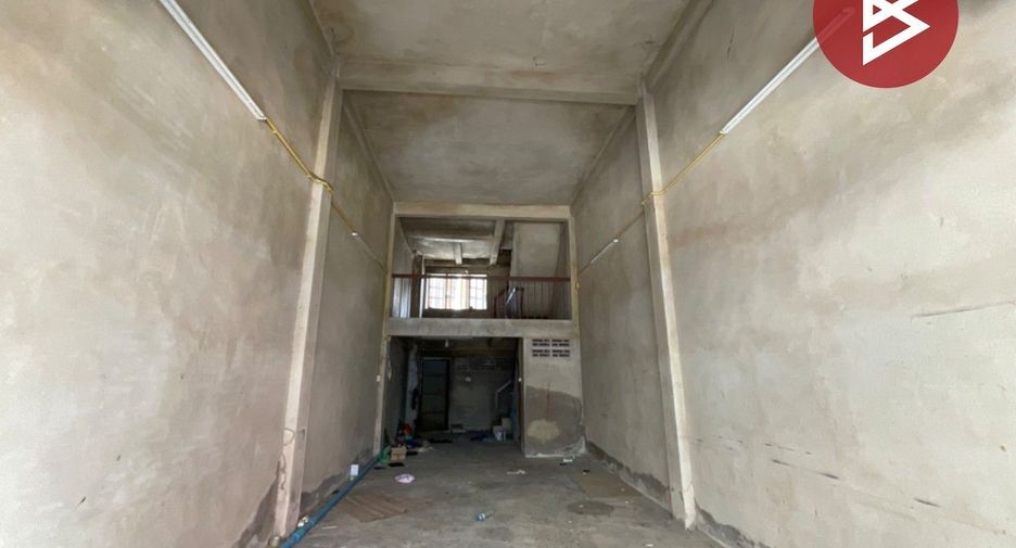 For sale 1 bed retail Space in Makham, Chanthaburi