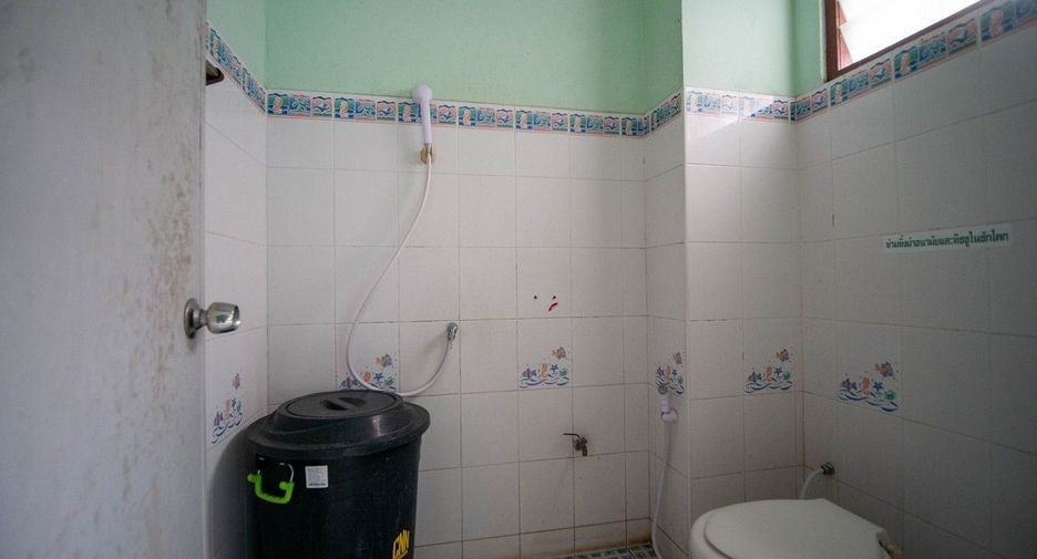 For sale 28 bedrooms apartment in Sam Khok, Pathum Thani