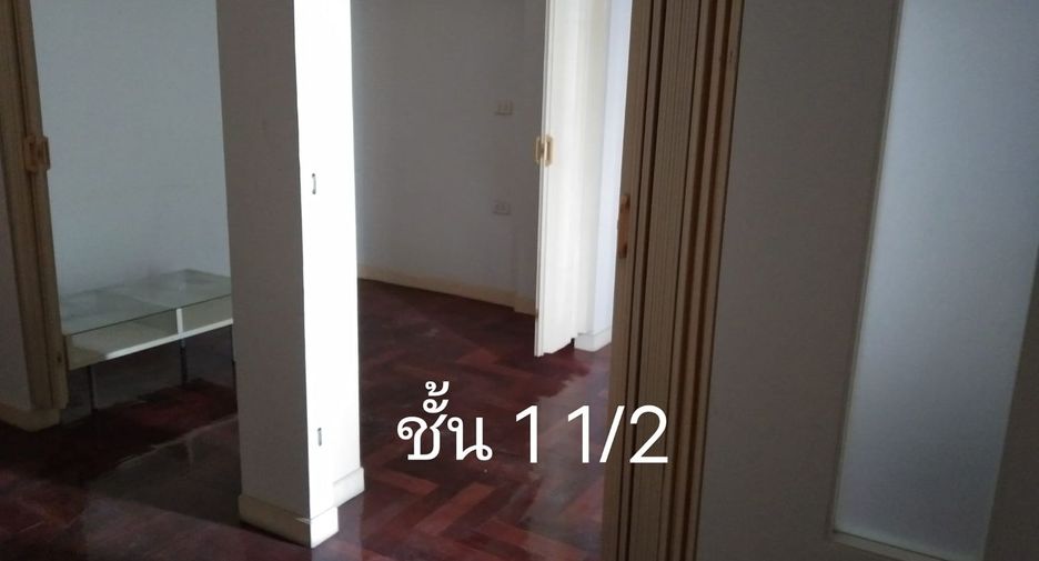 À louer et à vendre 3 chambres condo à Suan Luang, Bangkok