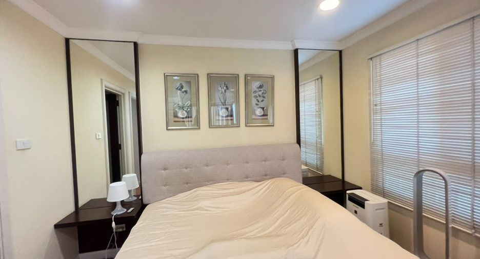 For sale 1 bed condo in Khlong Toei, Bangkok