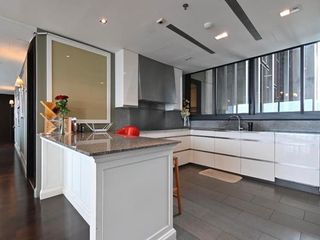 For rent 4 bedrooms condo in Sathon, Bangkok
