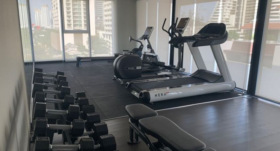 For rent 2 bedrooms condo in Watthana, Bangkok