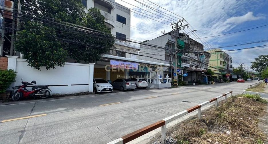 For sale 8 bed retail Space in Bang Bua Thong, Nonthaburi