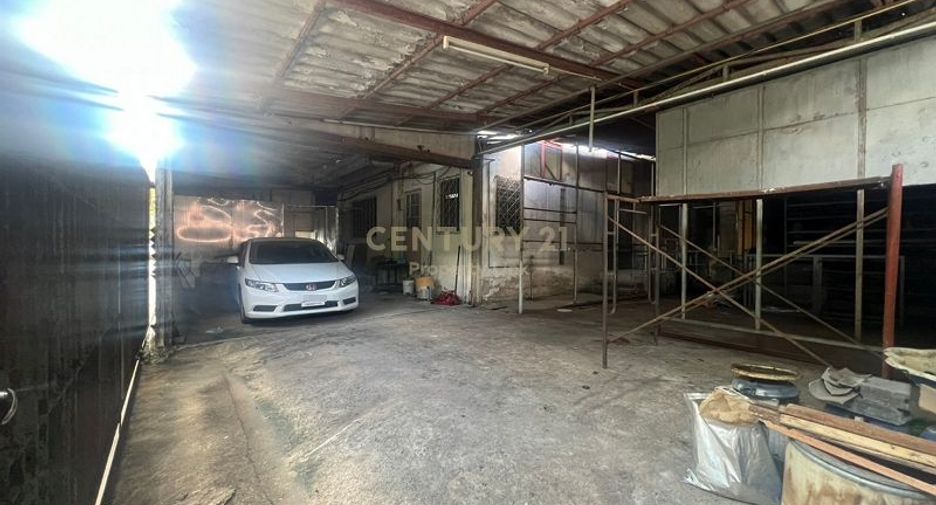 Gewerbefläche zum Kauf mit 8 Zimmer in Bang Bua Thong, Nonthaburi