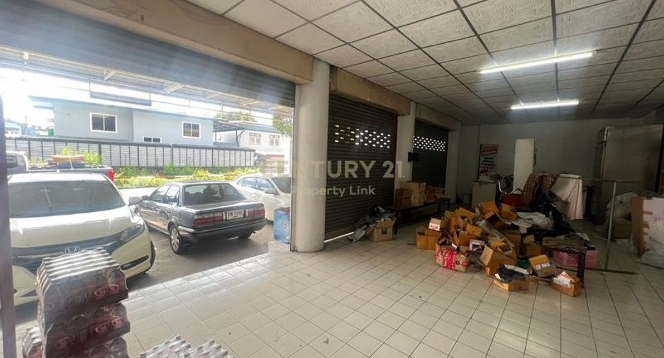 For sale 8 bed retail Space in Bang Bua Thong, Nonthaburi