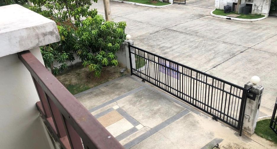For sale 3 bedrooms house in Lam Luk Ka, Pathum Thani
