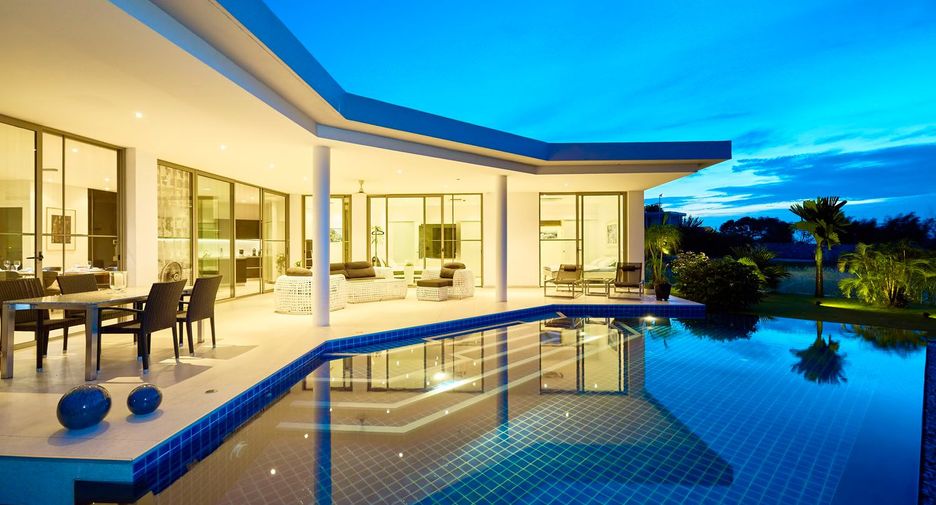 For sale 3 bedrooms house in Sattahip, Chonburi