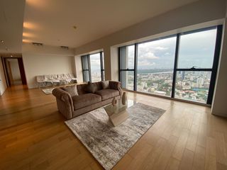 For rent 3 bedrooms condo in Sathon, Bangkok