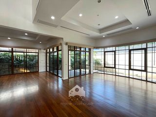 For rent 4 Beds house in Watthana, Bangkok