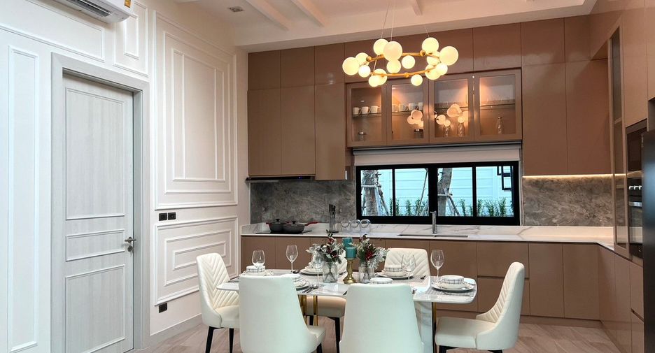 For sale 3 bedrooms villa in Bang Lamung, Chonburi