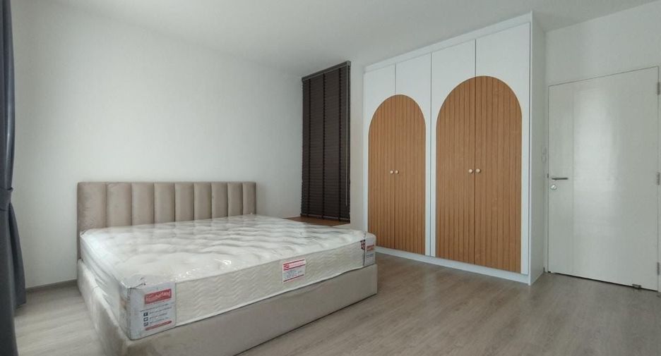 For rent 3 bedrooms townhouse in Prawet, Bangkok