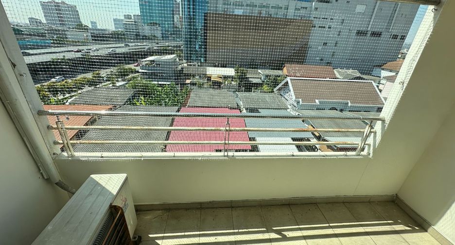 ขาย 2 ห้องนอน คอนโด ใน ยานนาวา, กรุงเทพฯ
