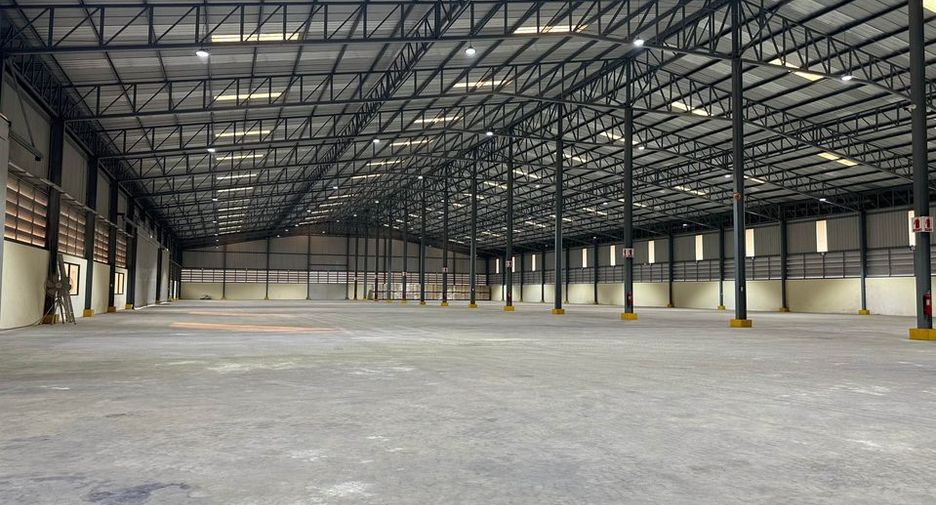 For rent 2 bed warehouse in Pluak Daeng, Rayong