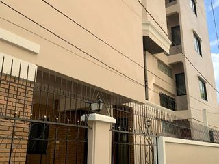 出租 8 卧室 办公室 在 Khlong Toei, 曼谷